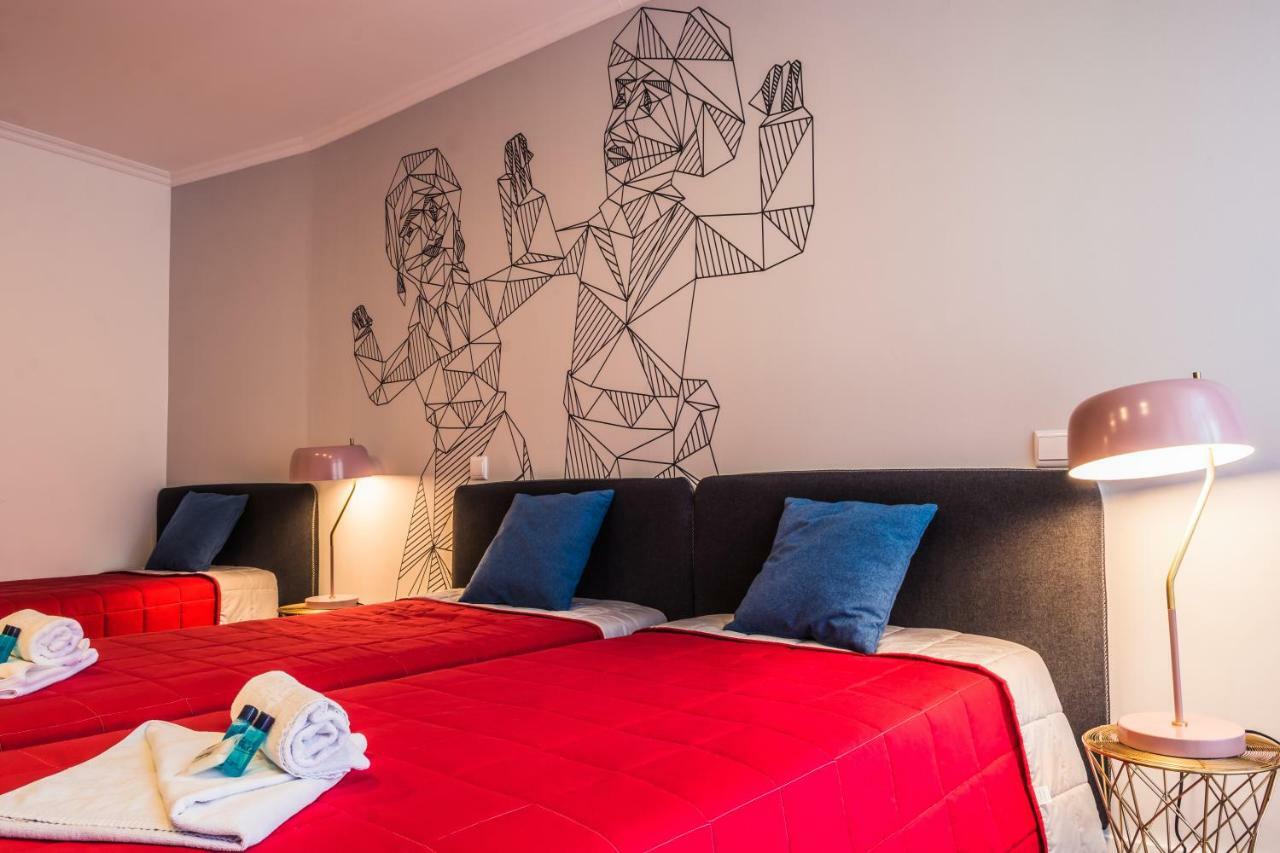 In Barcelos Hostel & Guest House Екстер'єр фото