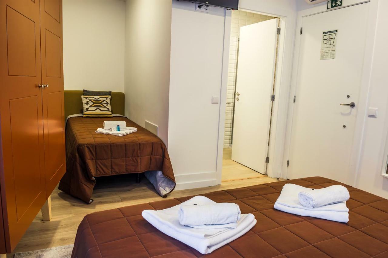 In Barcelos Hostel & Guest House Екстер'єр фото