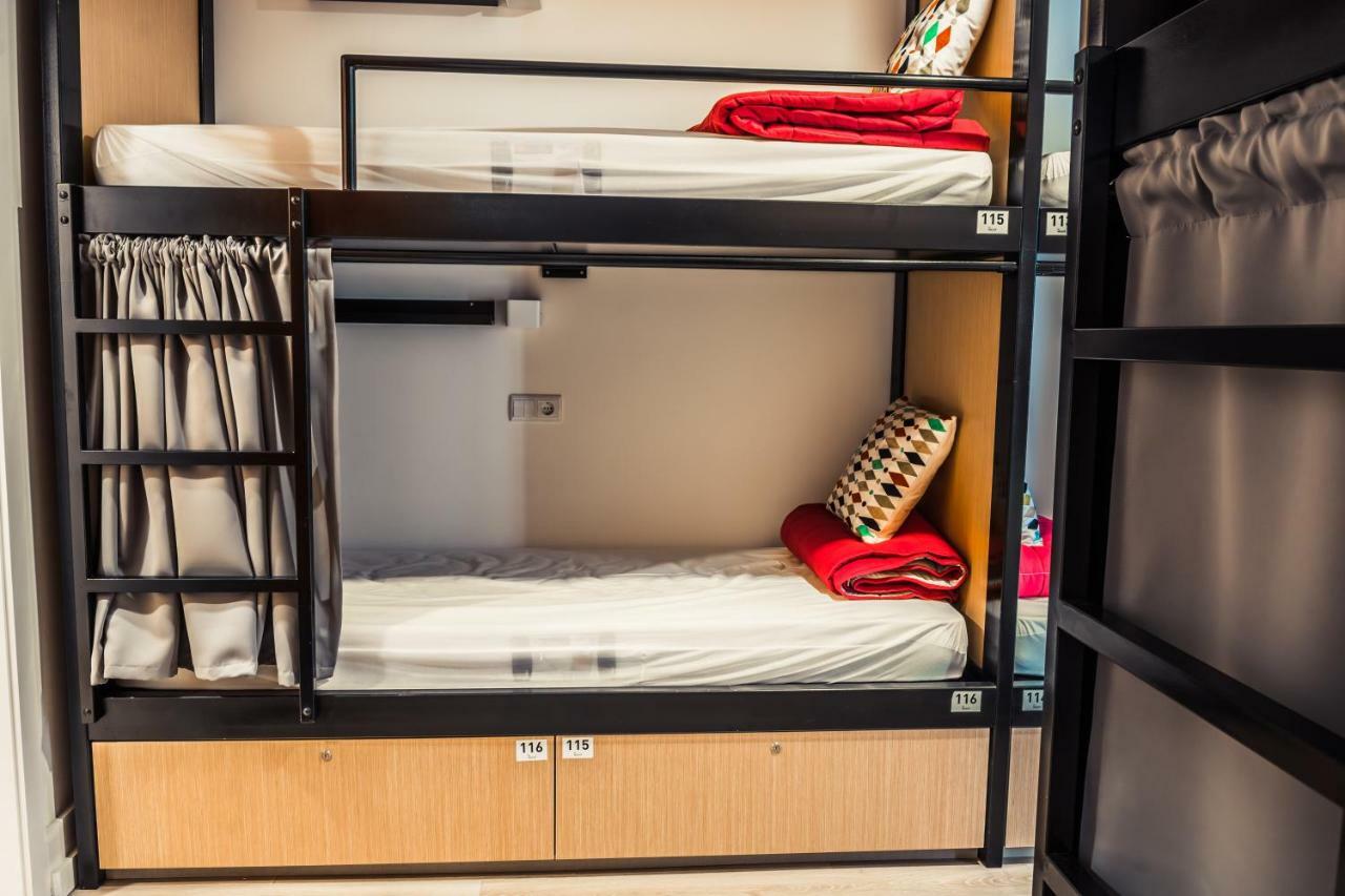 In Barcelos Hostel & Guest House Екстер'єр фото